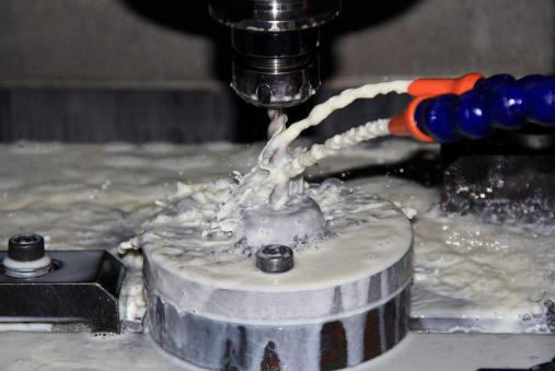 金属加工液消泡剂应用场景图